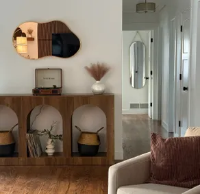 Mid-century Modern escape! - Image 2