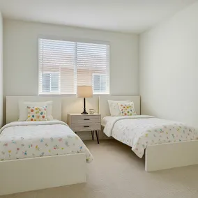 Your Stylish Eastvale Retreat for Family &Chill - Image 2