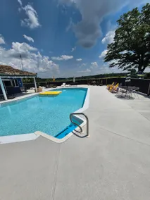 Poolhouse 31 - Image 2