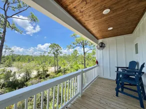 Close to Wharf, Bunk Room, Resort Pool, Sleep 10 - Image 4