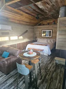 Cabin, (The Hornets Nest) Hot Tub, Table Rock Lake - Image 3