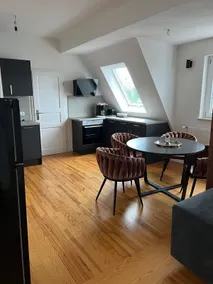 Elegantes Apartment in Villa - Image 4