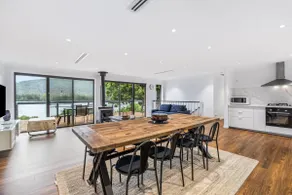 ”Wallaby Lodge” Hawkesbury River - Image 3