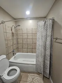 Affordable Convenient Stay at Lake City - Image 5