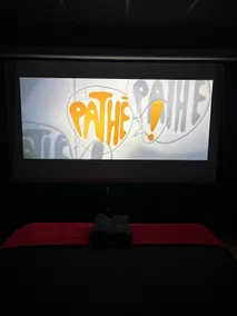CinéCapsule – Unique accommodation in downtown Laval - Image 3