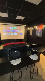 CinéCapsule – Unique accommodation in downtown Laval - Image 2