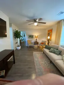 The Little House with Big Art - Image 3