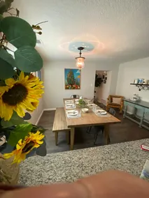 The Little House with Big Art - Image 2