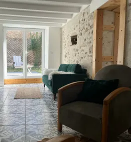 Charming little house in a quiet village - Image 3