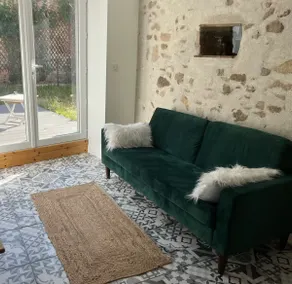 Charming little house in a quiet village - Image 2