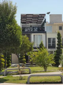 Beautiful house in a residential development - Image 1