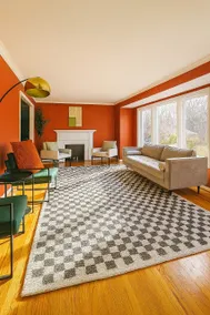 Spacious 4BR w/ Pool Near DC & Old Town Alexandria - Image 2