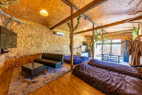 MOUNTQ Boat House - Image 2