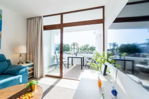 Casa Astra · Stylish by the Pool & Near the Beach - Image 4