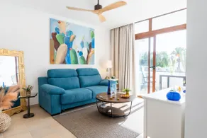 Casa Astra · Stylish by the Pool & Near the Beach - Image 3
