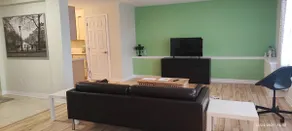 Cozy 1BR Basement (Private Entrance) - Image 5