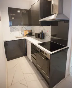 Chic SW8 Apartment Near Central London - Image 4