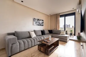 New 8th floor Terrace 5 min from train stations - Image 2