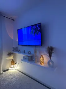 A vacation vibe - Image 3