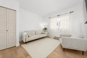 Sunny Downtown Halifax Apartment - Image 3