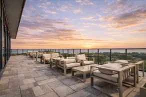 Luxury 3BR w/ CN Tower Views + Parking + Pool - Image 3