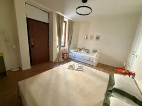 Tuxedo Apartment-Cozy Stay near Intra - Image 4