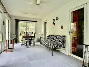 Retro 2BR Retreat | King Bed + Laundry Near Utica - Image 5