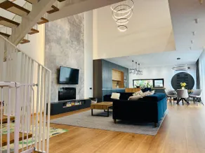 Cozy and stylish family home OTP Airport nearby - Image 2
