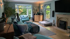 Aberfall Luxury Retreat Indoor Heated Pool Hot Tub Saunas Gym Cinema Grounds - Image 2