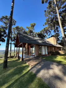 Cabin of the araucárias - Image 2