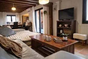 Cosy Chalet for 8 • Lake View • - Image 3