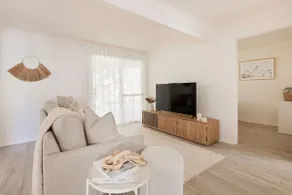 New - Basically beachfront: Eagle Bay Summerhaus - Image 3