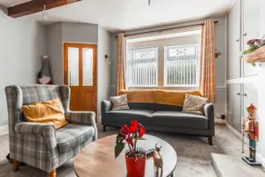 Cosy Haworth Cottage with Garden and Valley Views - Image 3