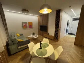 Modern renovated 2-room apartment - Image 3