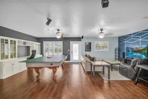 Waterfront Charming 5min to Beach 3/2.5, BBQ, Pool - Image 3