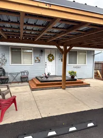 Happy Henhouse in the heart Of Eagle Point - Image 2