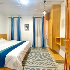 Oloropa Serenity Homes - 3mins walk to the beach - Image 2