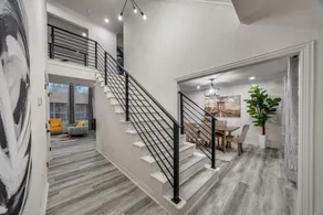 Luxury Lovefield Dallas Retreat Near Uptown Dallas - Image 3