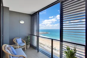 Newcastle Beach Apartment - Image 2