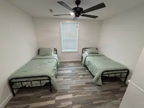 Clean, cozy apartment. 2 bedroom w/full kitchen - Image 5