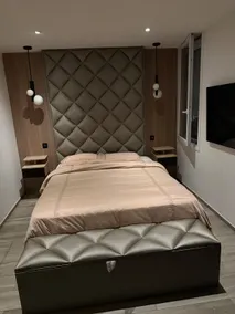 Elegant 2-Bedroom design apartment in Nice - Image 2