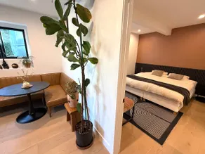 Guest Suite w/Kitchen & Private Entrance - Image 4