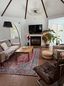 Murdock Chalet – Luxury in the Forest - Image 3