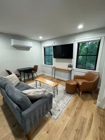 Convenient Southpark Guesthouse - Image 2