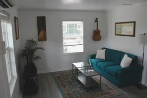 The Fiddling Frog Guest House - Image 2
