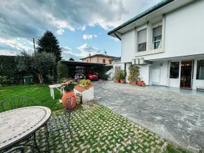 Relax in Lucca - Private Swimming Pool - Image 2