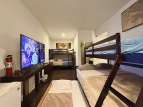 9 Beds Townhouse recently renovated - Image 4