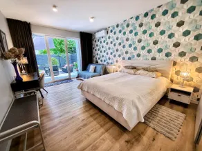 MODERN VILLA & PRIVATE GARDEN in Warsaw - Fully Renovated 2025 - Free Parking - Image 2