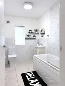 The Leigh Haven - Stylish 3 Bed Home Sleeps 5 - Image 5