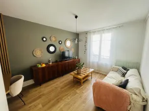 Townhouse in Chalon sur Saône - Image 2